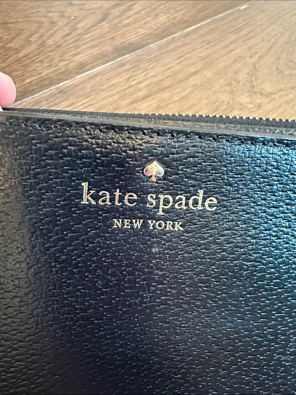 Kate Spade Grand Street Layton Wallet Wristlet. Black Leather - C33-072